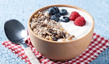 ¿No te da tiempo de desayunar? Aprende a preparar este desayuno nutritivo, rápido, fácil y con proteína